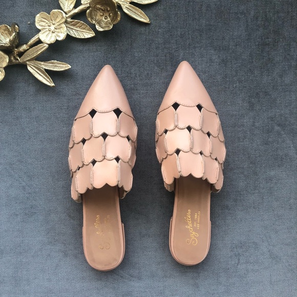 Anthropologie Shoes - Anthropologie Reminders Of You heart mules slides